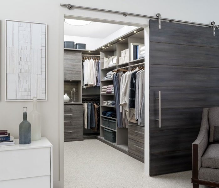 custom-closet-modern-wood-barn-door-1