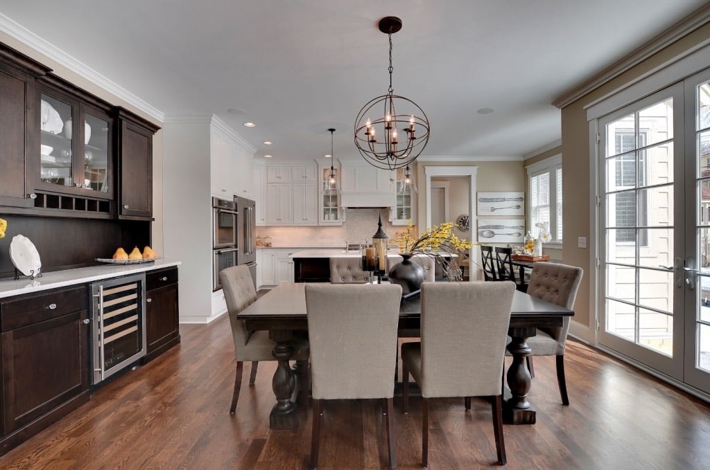 custom-dining-traditional-dark-white-1024x679-1
