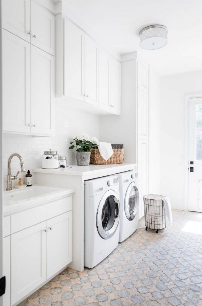custom-laundry-modern-white-678x1024-1-1