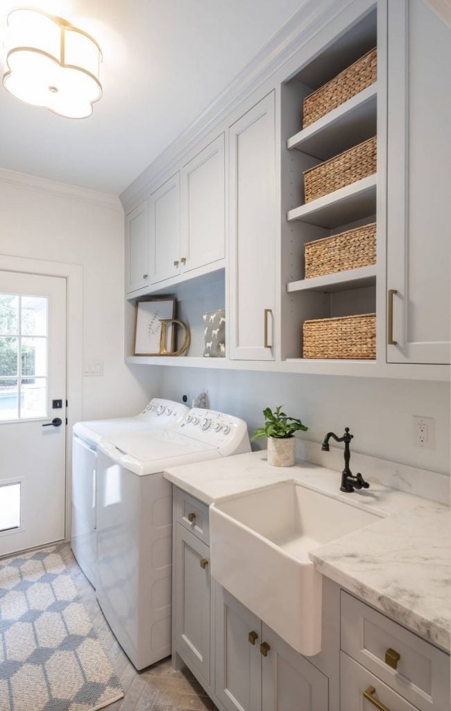 custom-laundry-shaker-gray-white-650x1024-1