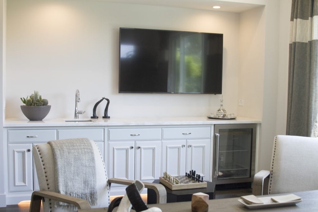 custom-office-credenza-transitional-all-white-1024x683-1